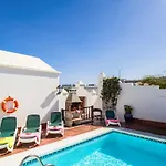 Vila Denise By Tías